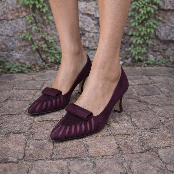 VINTAGE BALLY Sculptural Juliette Italian Made Plum Suede Pumps 8